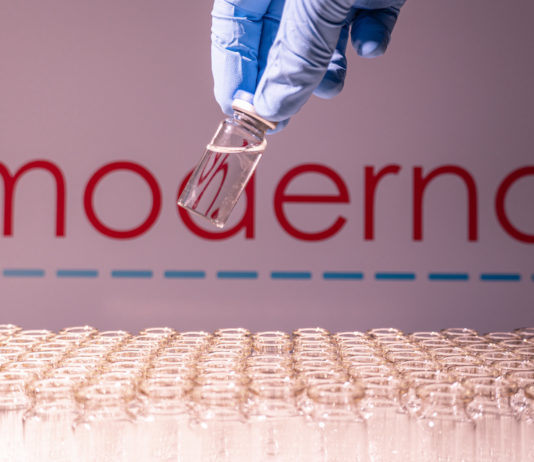 Moderna Faces Bearish Reversal